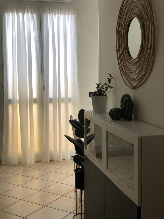 La Via Del Mare Apartman Albenga Kültér fotó